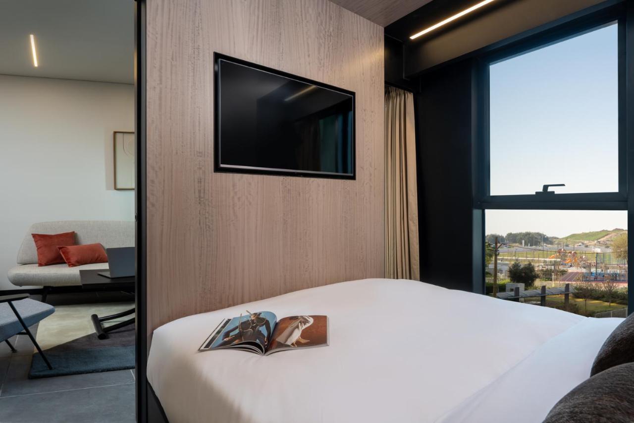 Master Bat Yam Aparthotel Bagian luar foto